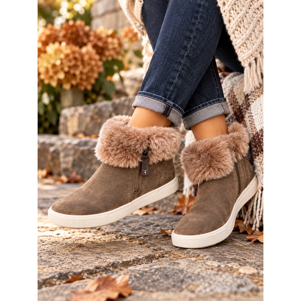 Trask Women's 8 Faux Fur Sneaker Boots Brown Suede Side Zip Cozy Casual